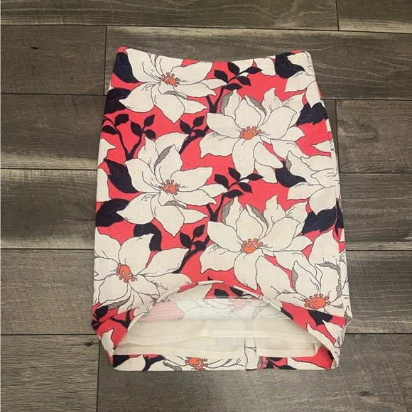 Ann Taylor Pink Ivory Textured Floral Straight Pencil Skirt Sz 2 - Picture 4 of 6